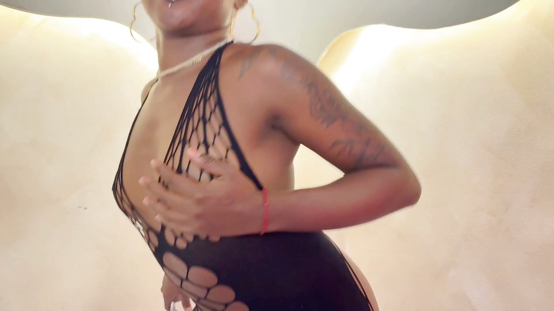 SENSUAL — filmik SaraGuzmann