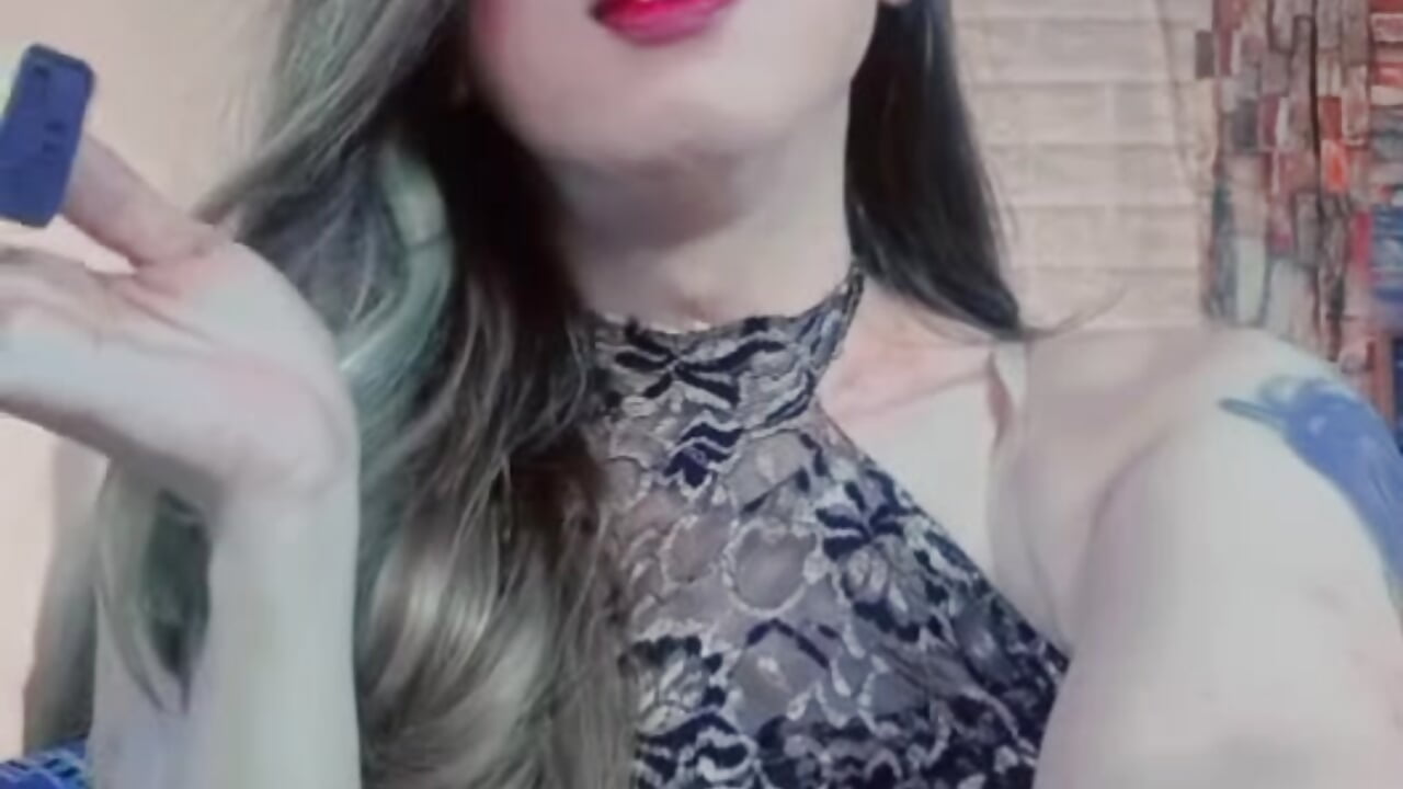 Snapchat-1523769495 - vidéo du modèle de showcams QueenDragonc0ckts