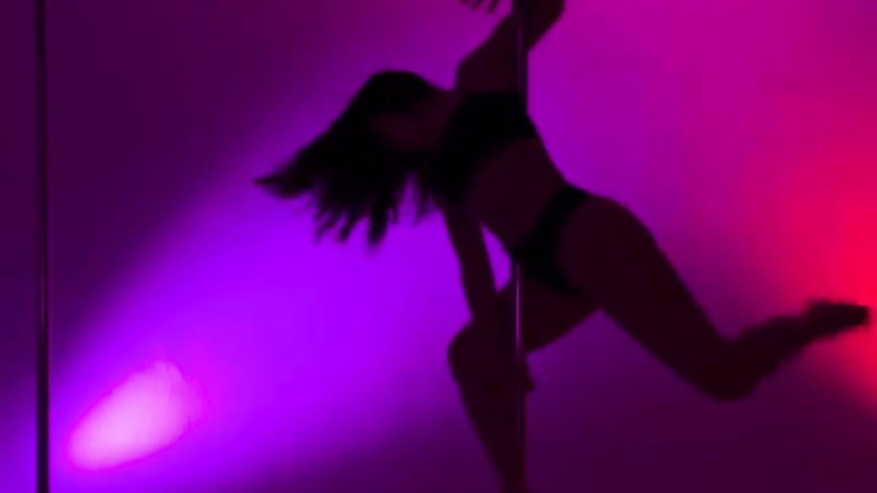 Pole dance