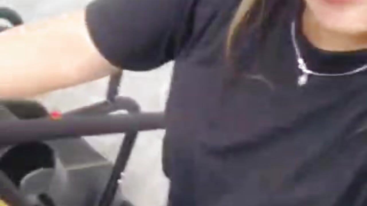 Free Gift - video Aria_hebe_ kameramallilta