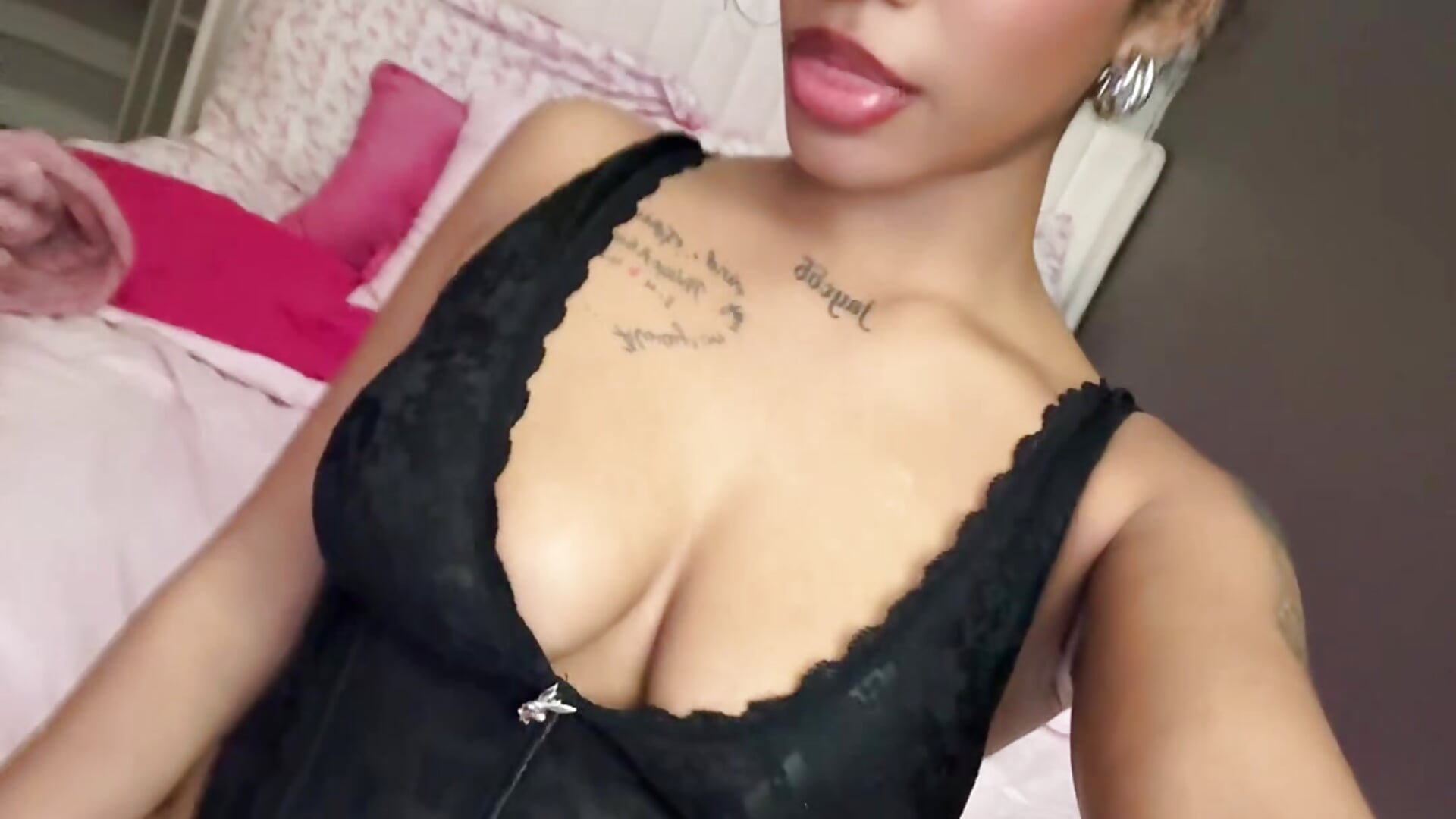 42d6f185fc5f40da9904441d69d6ef4f - βίντεο μοντέλου cumloser