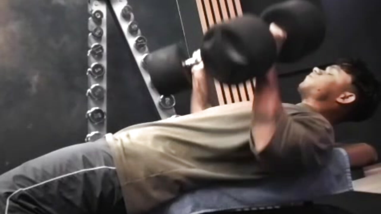 EXERCISE 💪🏼🔥 - video by mike_wills3 cam model