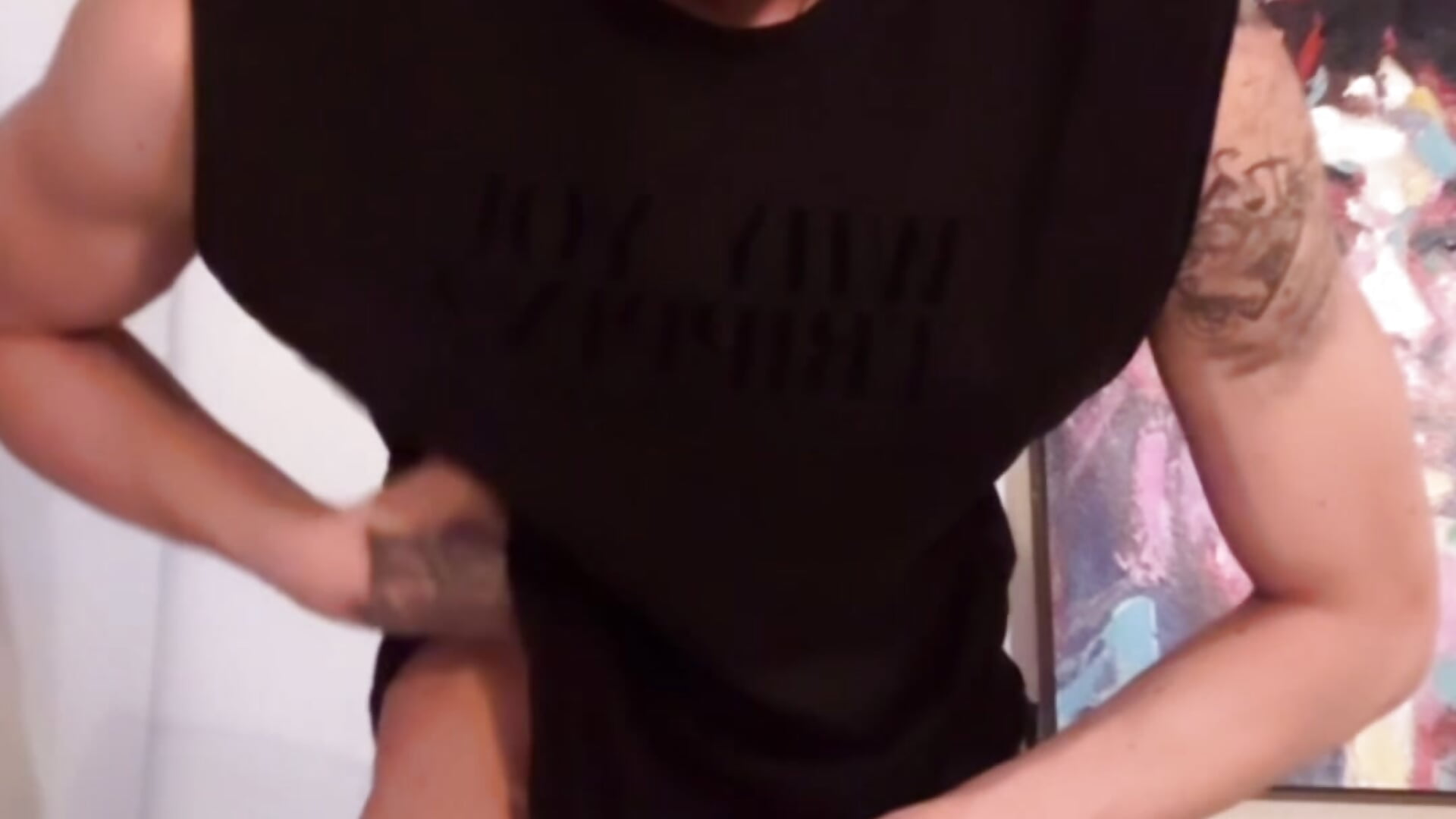 Sin pijama 😏 - відео від вебкаммоделі Medellin_Boy