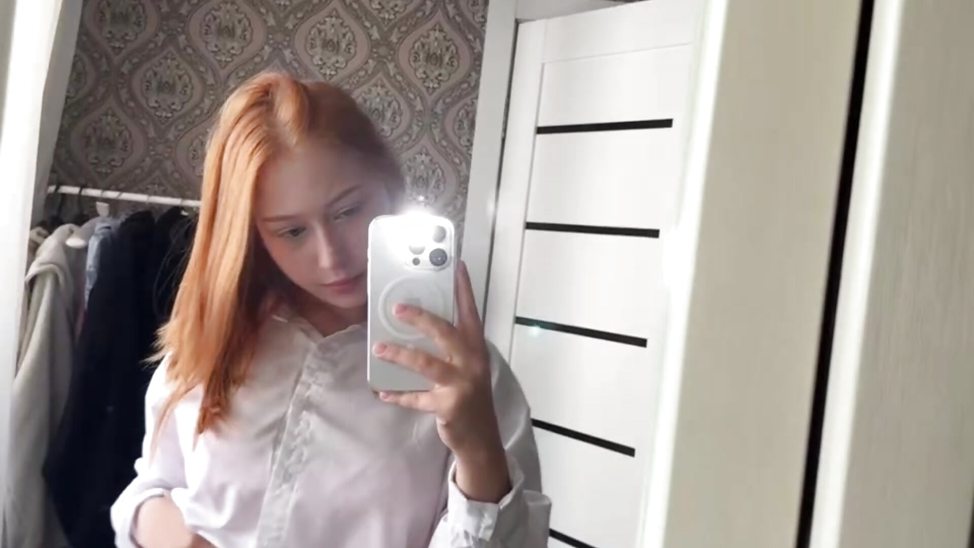 Hey evrevone - video by FieryAmelia cam model