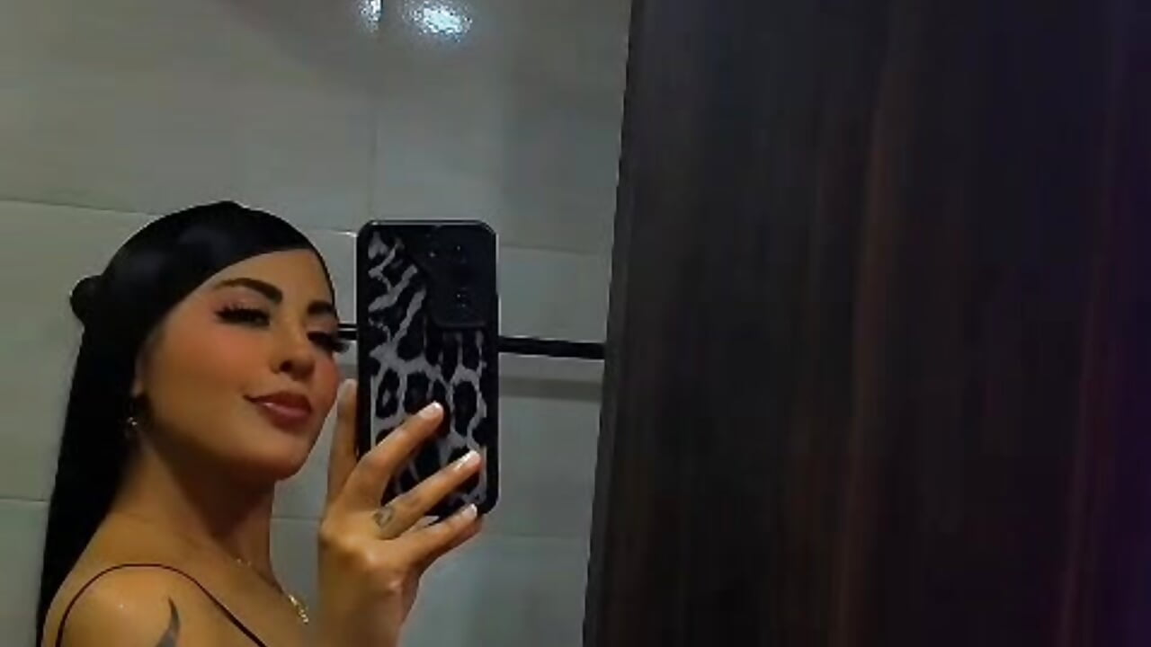 Niita Beautiful - video by ValeNiitaLuv cam model