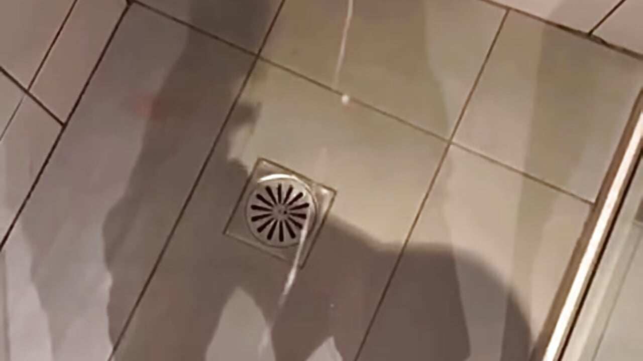 Big Cumshot - video by AaronLizz cam model