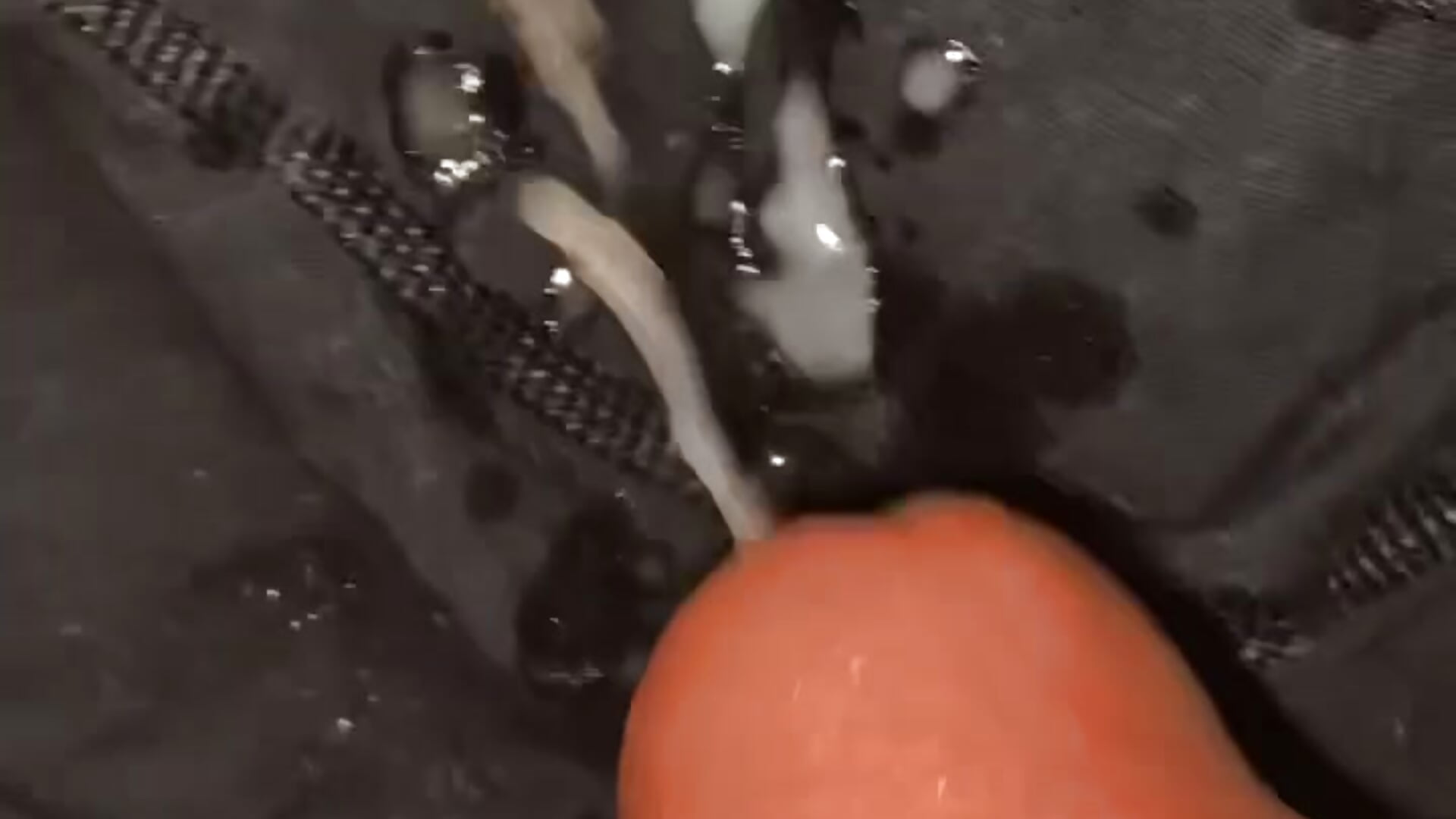 Huge cumshot🍆💦 - video av big_dick_horny_boy cam model