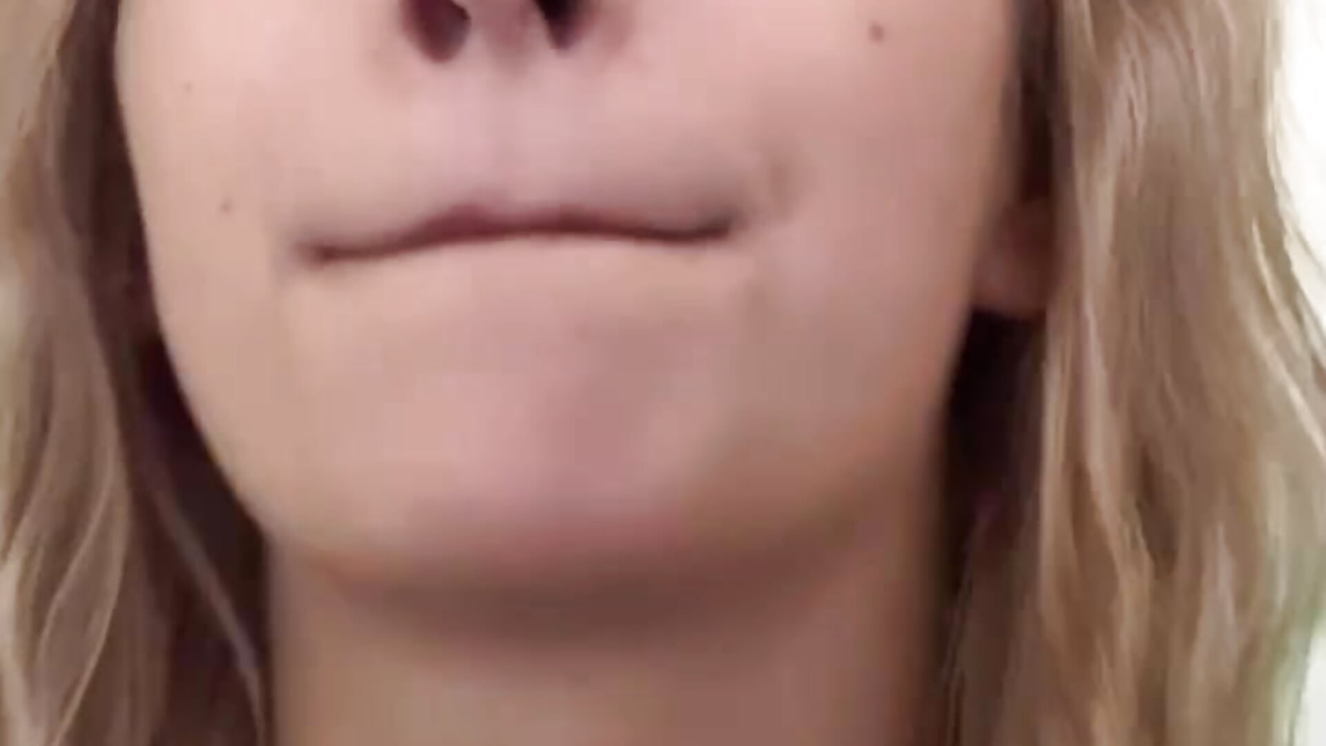 cheerful pearl - video by AlinaLiii cam model