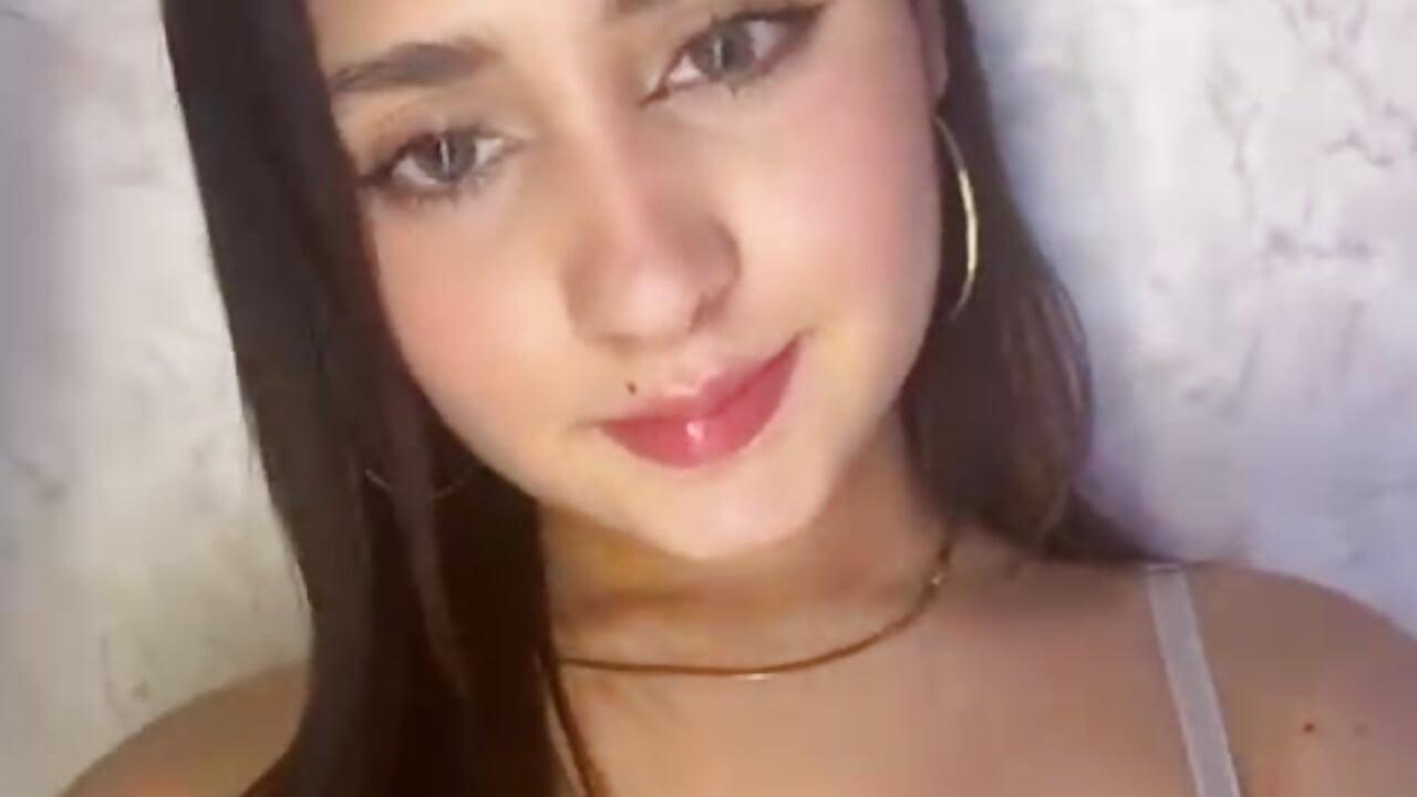 Tease me - video by miia_blaze cam model