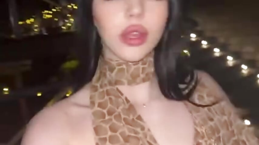 Me me me :3 - video by PatriciaHirpara cam model