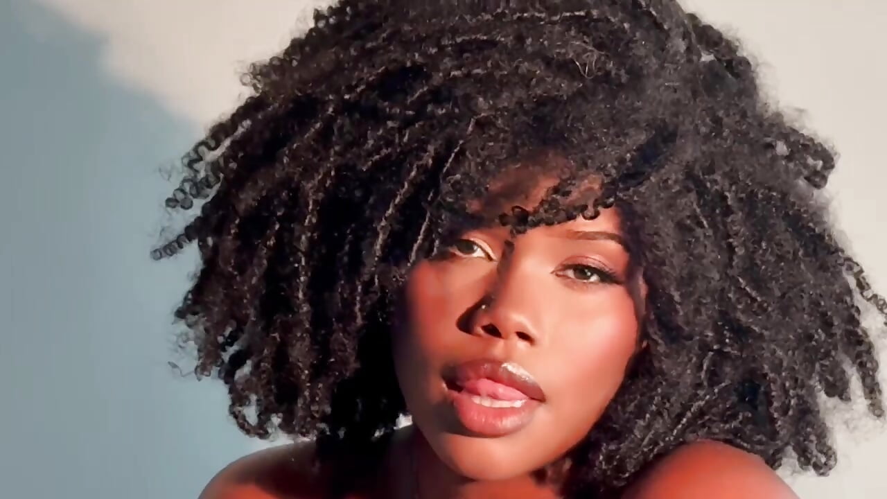 do you like my sexy body baby ?❤️‍🔥 - video od modelky/modela kehlannis_