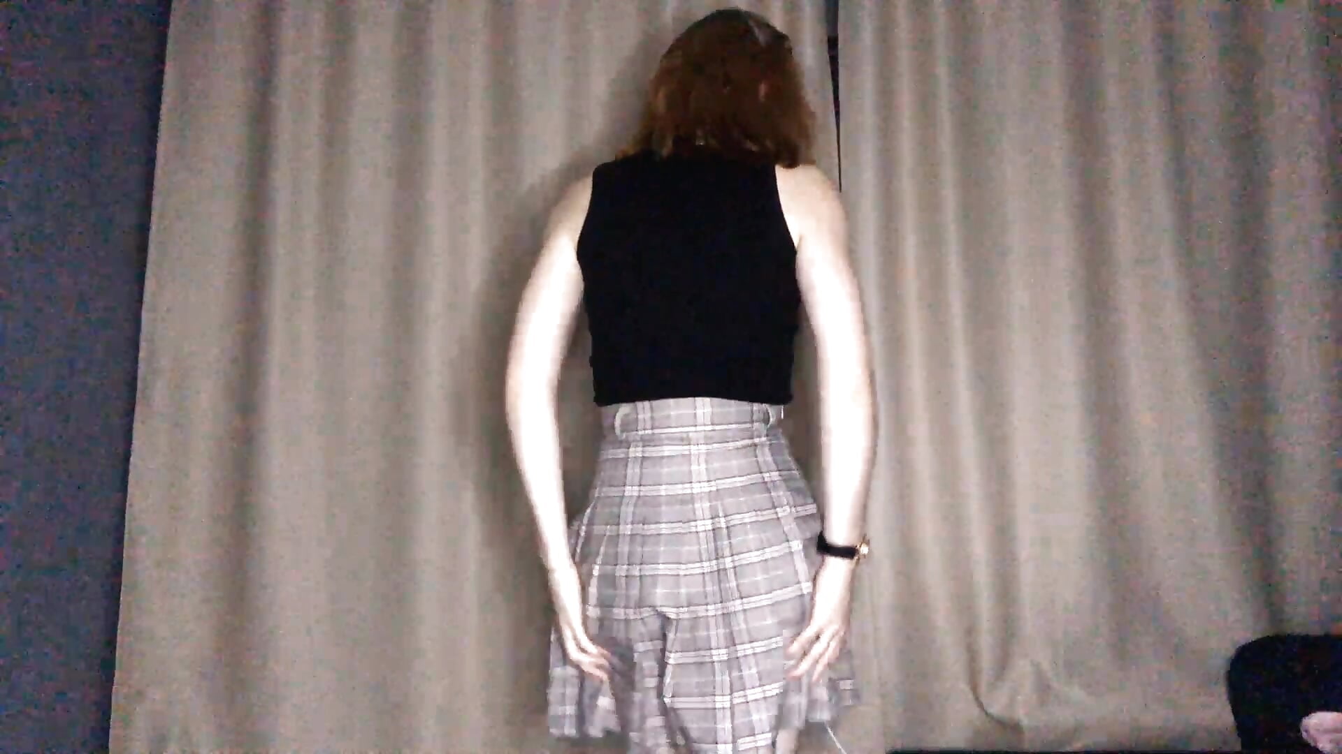 Gentle dance – видео вебкам-модели FoxLina