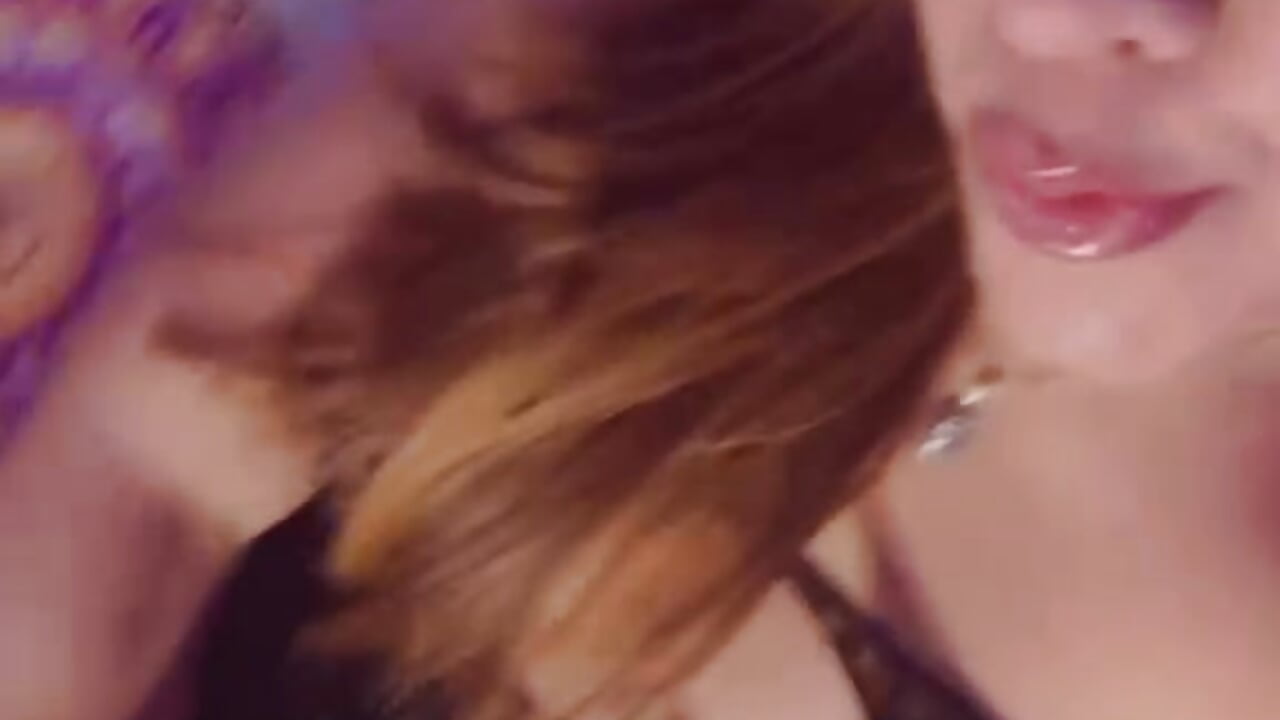 😍🍑🌡️🤩❤️muak - video av viviana_simmons28 cam model