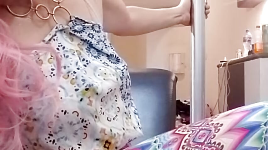 Il piacere di essere penetrati e amati. - video oleh transreyna kamera model