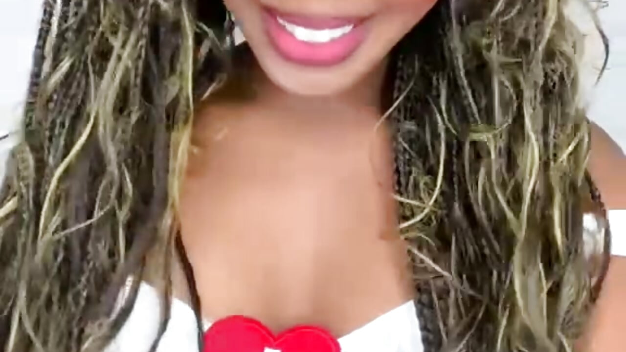 53680e19-775a-44af-88c6-b8536ee8ca9f.mp4 - video van Fun_size86 cam-model