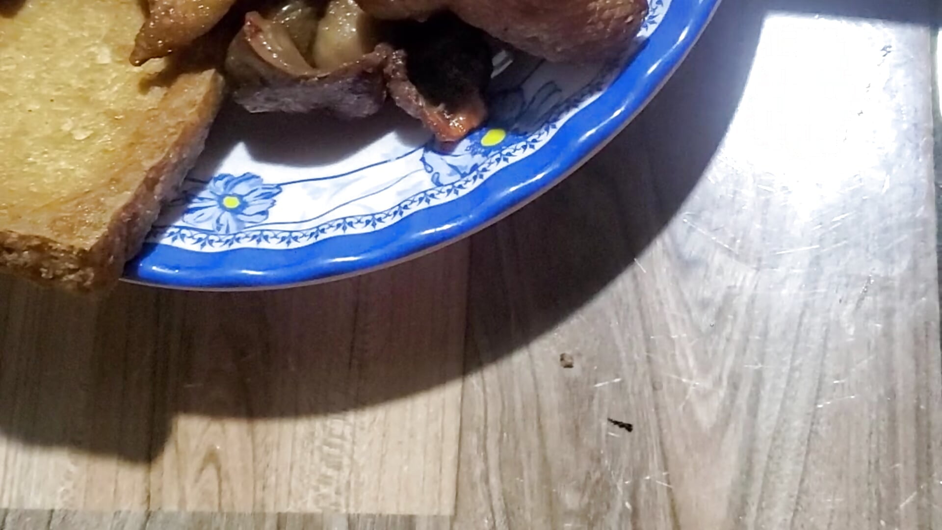 20250922_054406 - video by thichshow8386 cam model