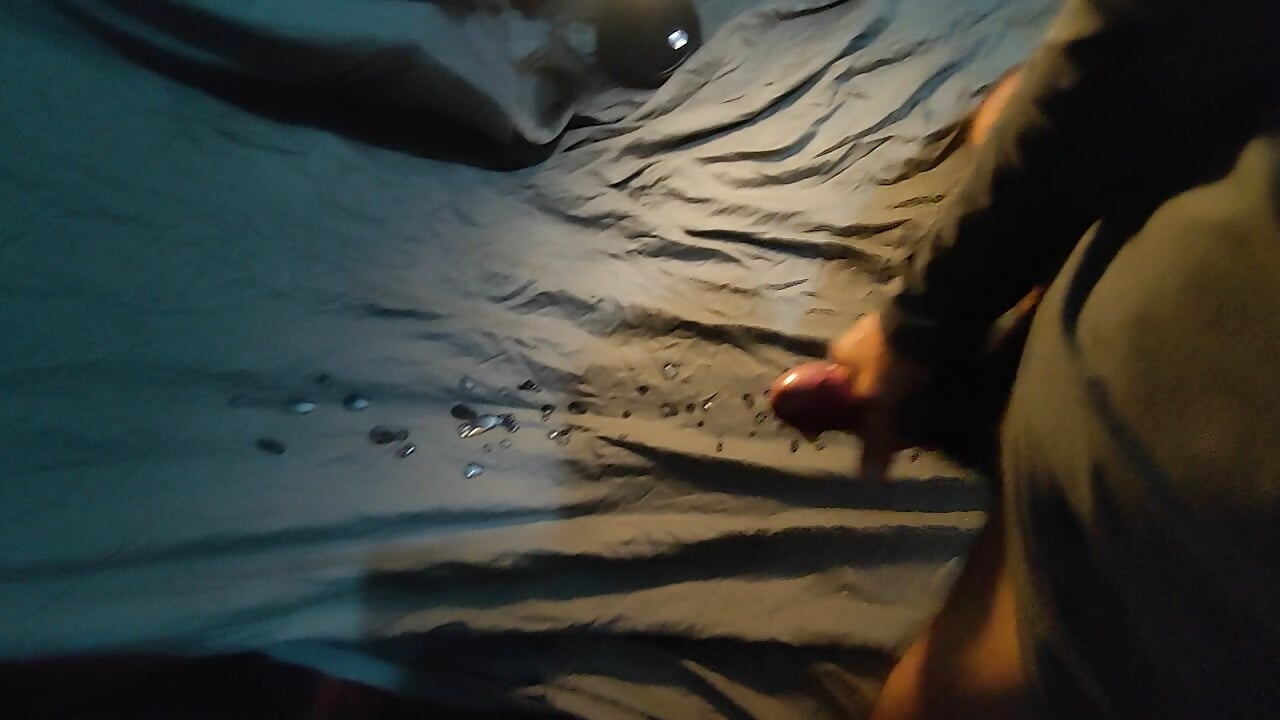 Big load of cum 💦 – видео вебкам-модели VikernesCam