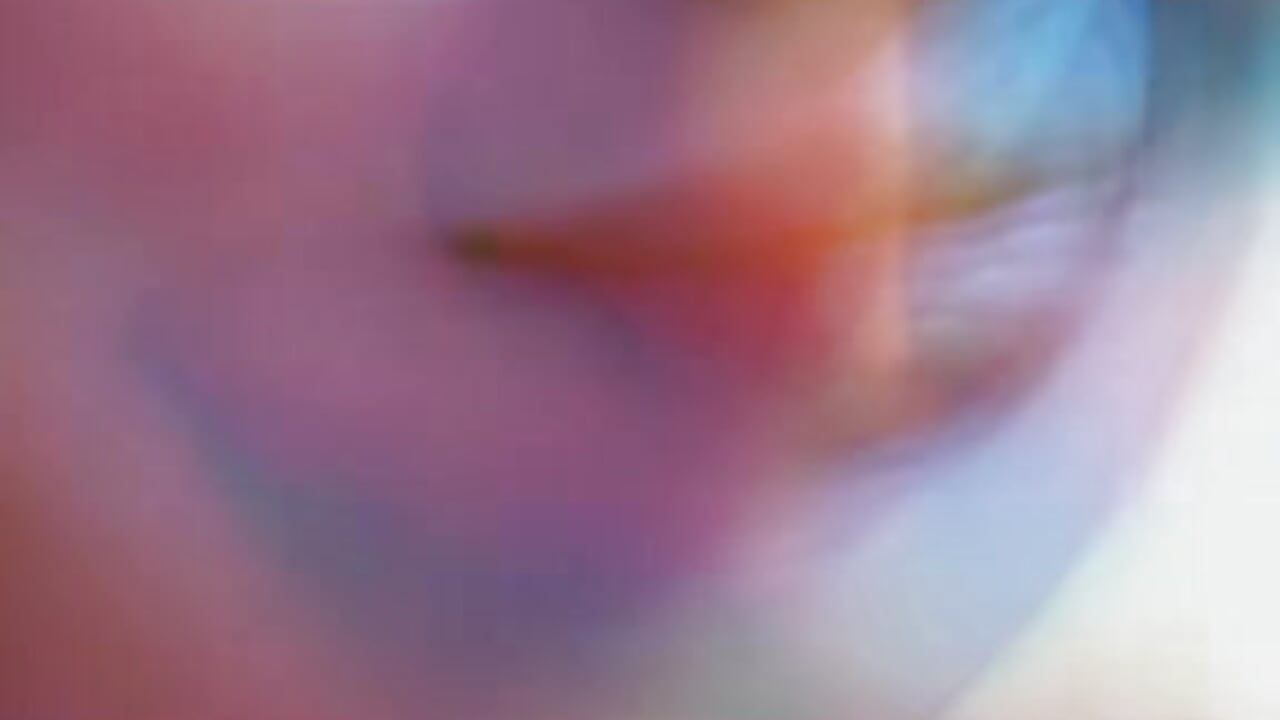 v1c044g50000d45nc4fog65ib2cd0la0 - video di Sweet-blonde modella di cam