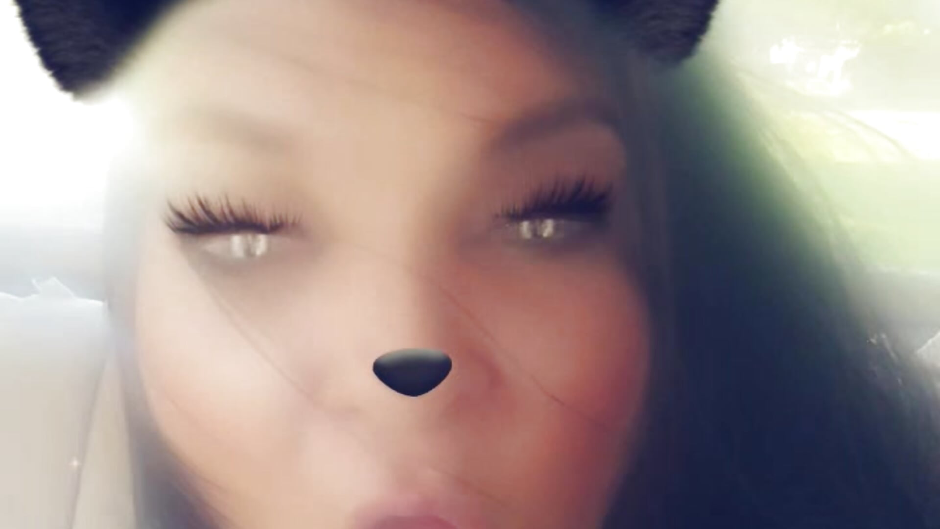 111b42ce-8f3f-43c3-9e92-bf5299046836-1_all_1878 - video by GeeKnee cam model