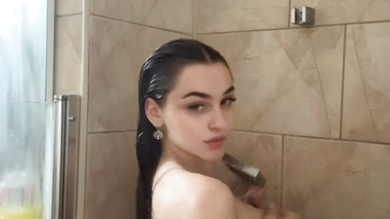 Do you wanna join me? - video by sweet_girl_next_door cam model