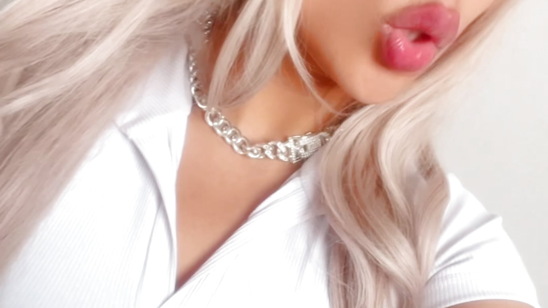 Like that Angel 🪽 - video od modelky/modela CourtneyRoses