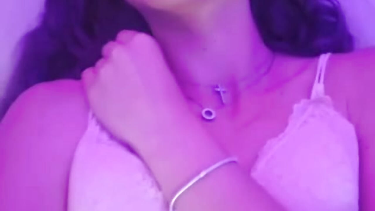 Soft, slow allure💗 - video di BarbaraLustt modella di cam