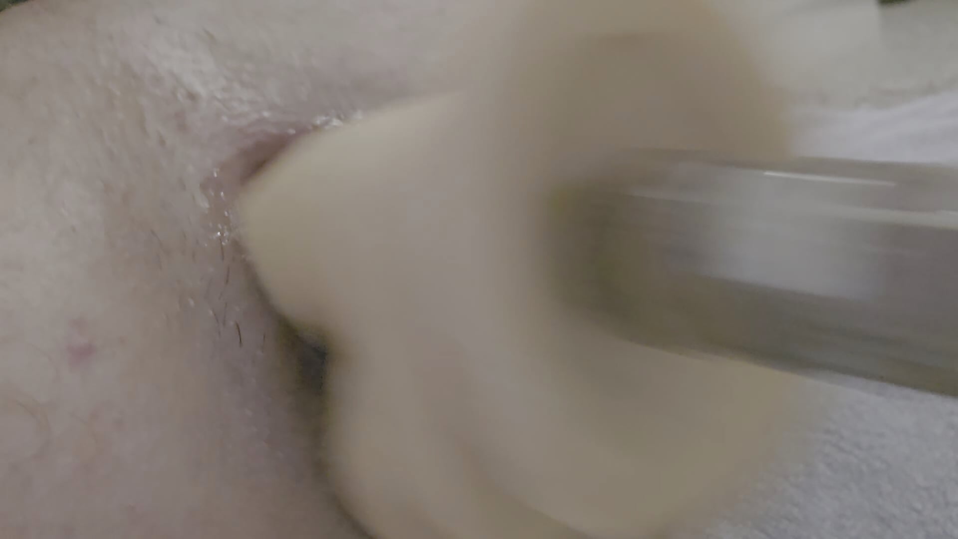 Sexetape avec la machine 🤤🥵🥰 - vidéo du modèle de showcams Chrisou73