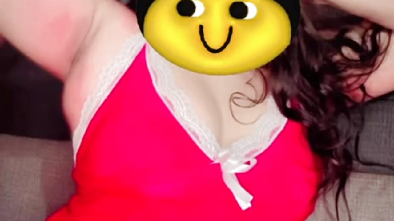 Showing Body ( non nude )
