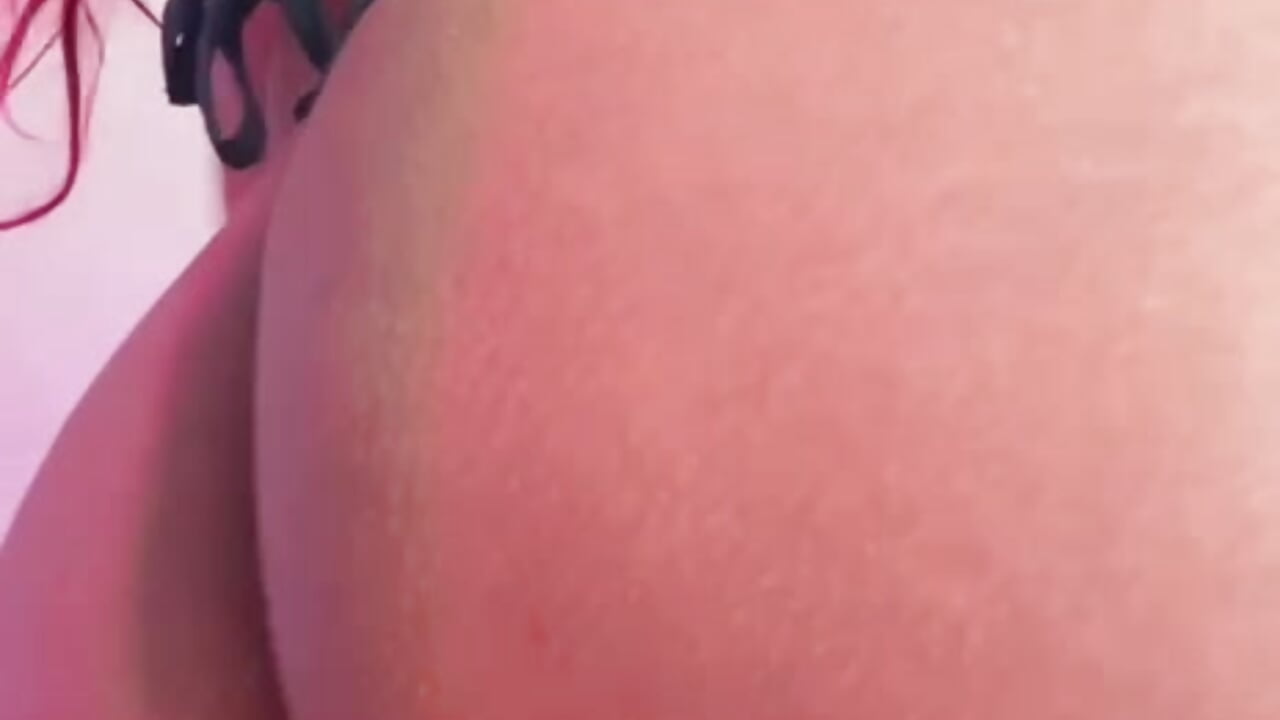 Hey😏 - vidéo du modèle de showcams LennaCoper