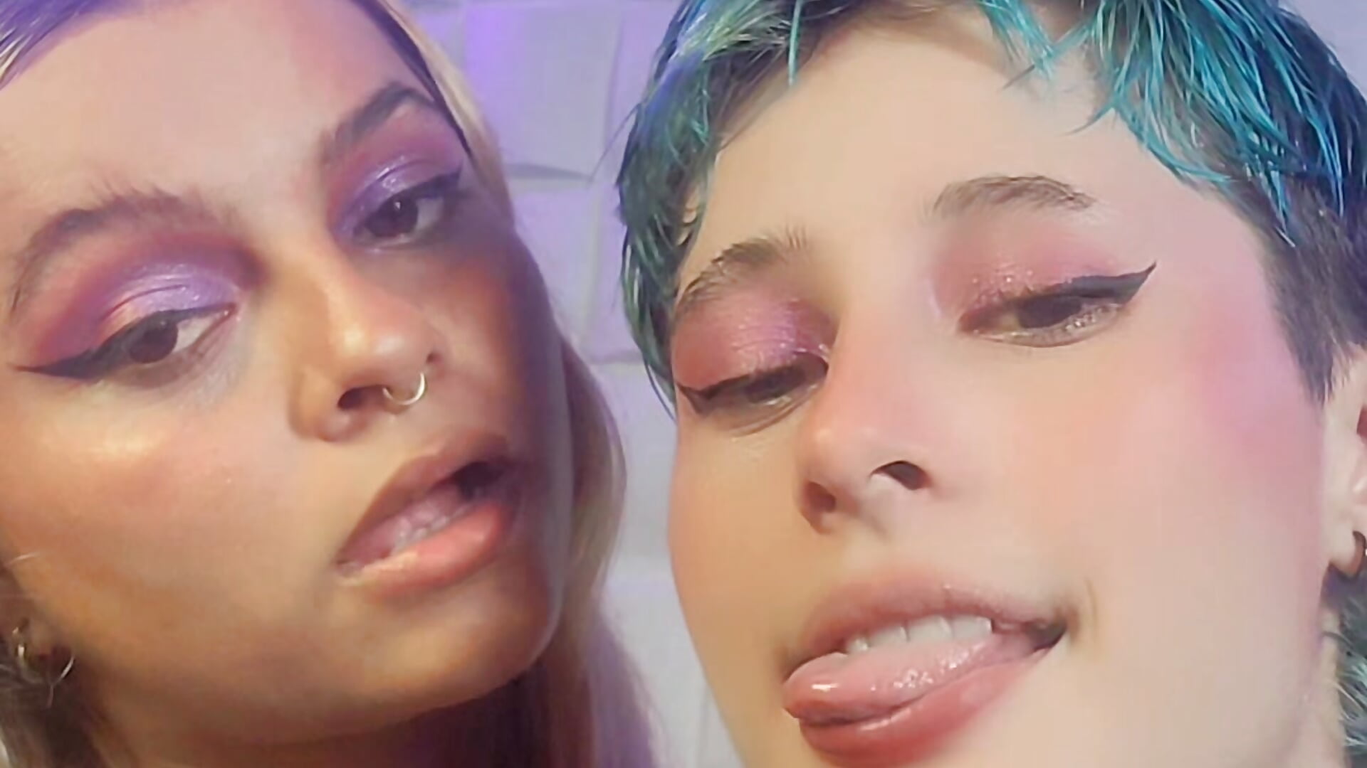 VID_22570329_115913_781.mp4 - video by Dante-saskia69 cam model