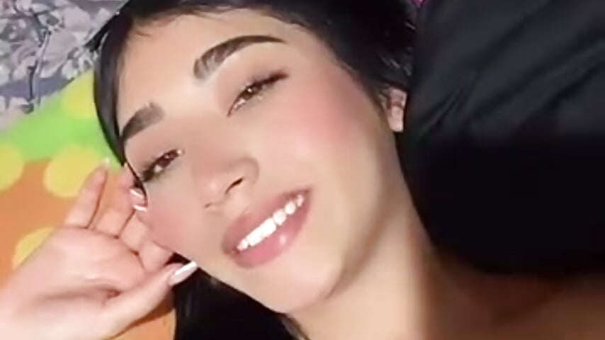 Soy el detalle que nadie puede ignorar - video by Mariana_Kalo cam model