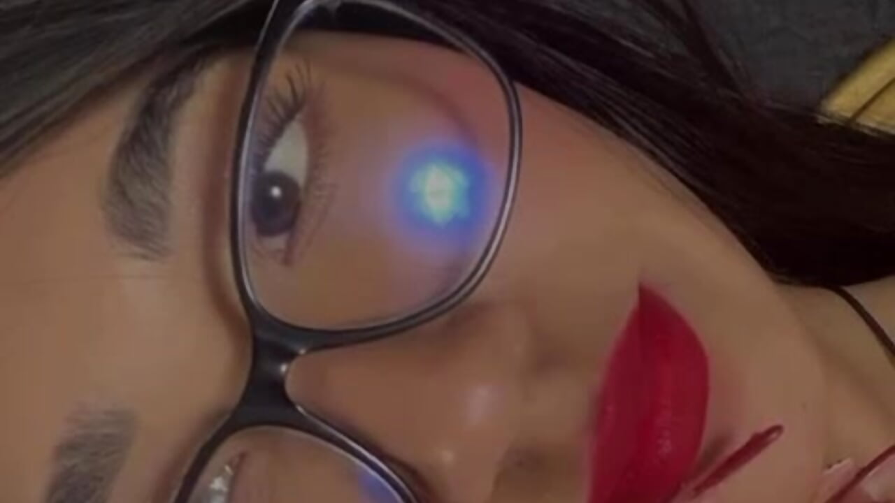 Fine dinner, naughty look. - vídeo de la modelo de cam Mariana_Kalo