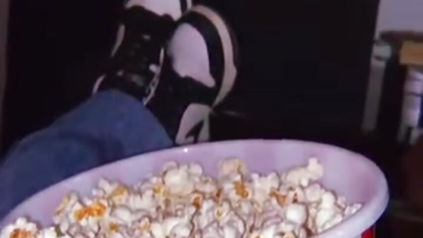 I love popcorn and movies - video by Mariana_Kalo cam model