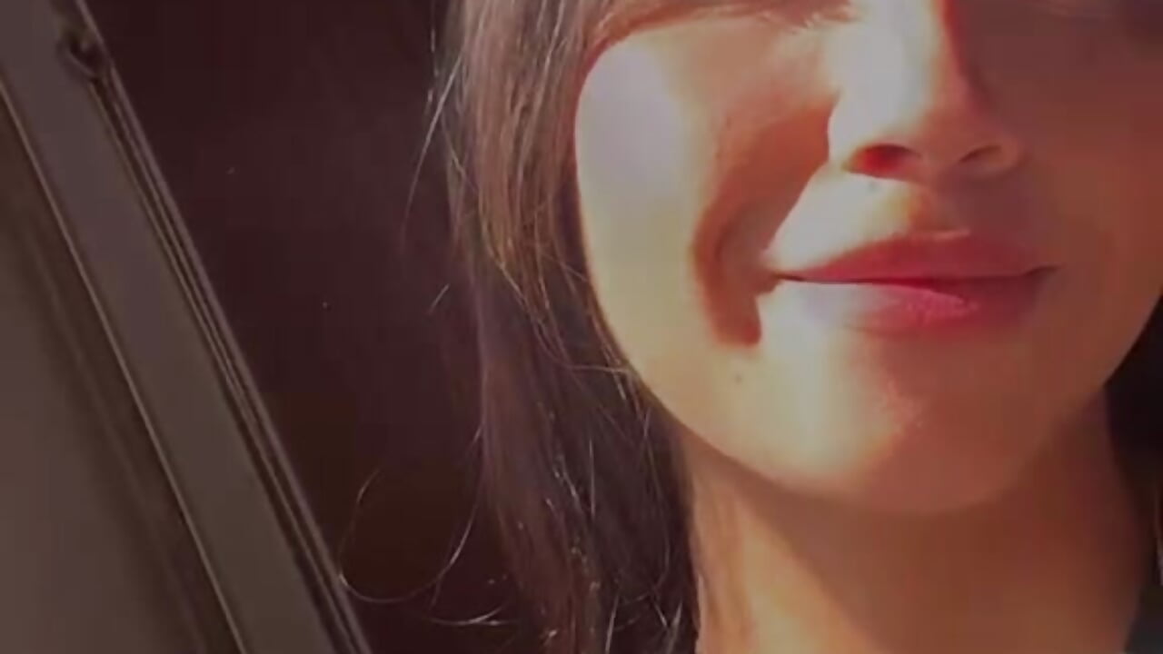 I love the morning sun - video by Mariana_Kalo cam model