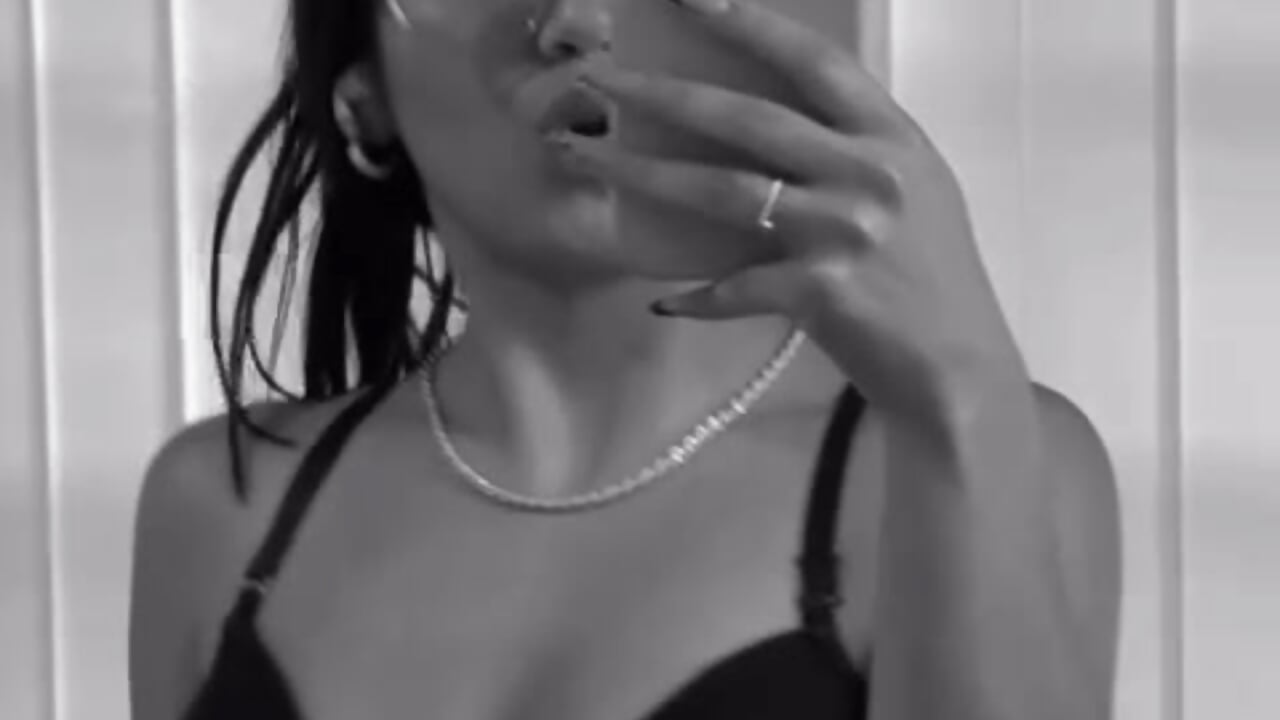 A little bad... but you love it - 視頻由 Mariana_Kalo 主播提供