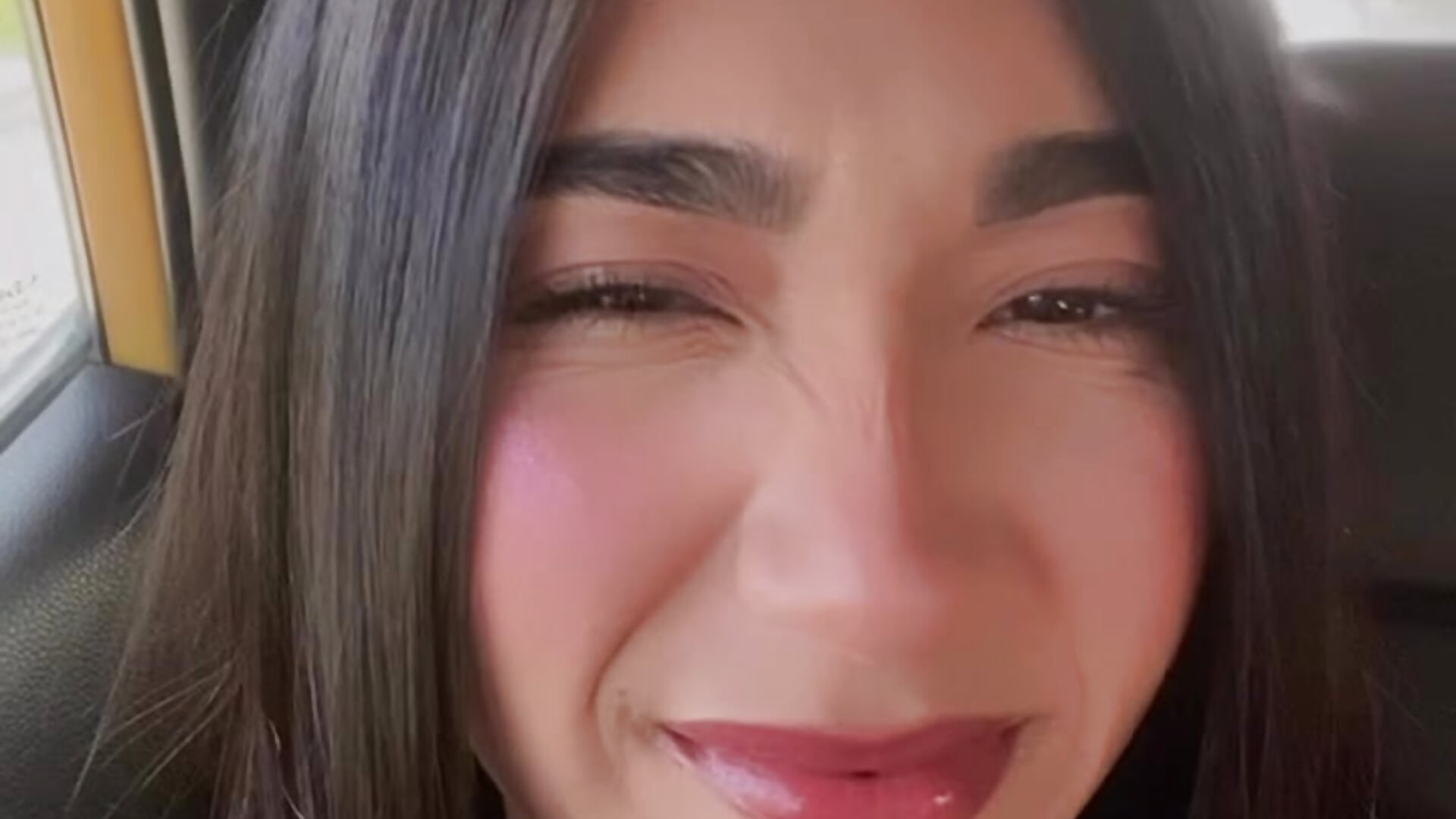 I love sunny days. – video af Mariana_Kalo cam-model