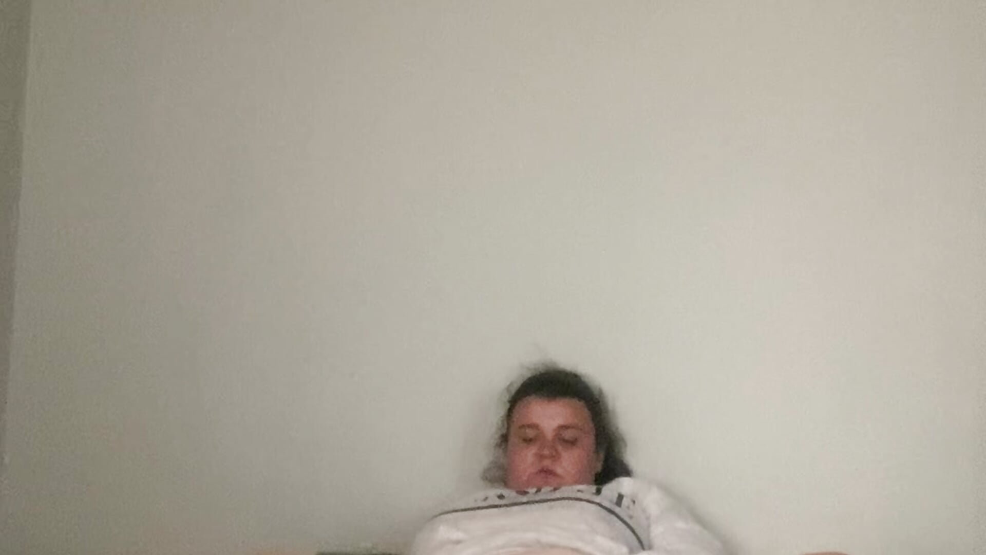 Come watch me - video by Diamondatcuties cam model