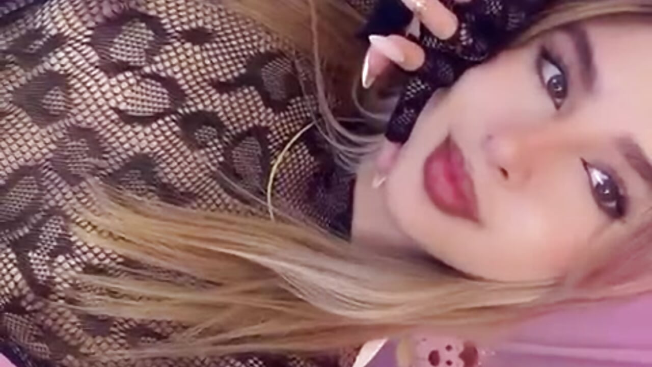 luv u - video by Nallah_ cam model