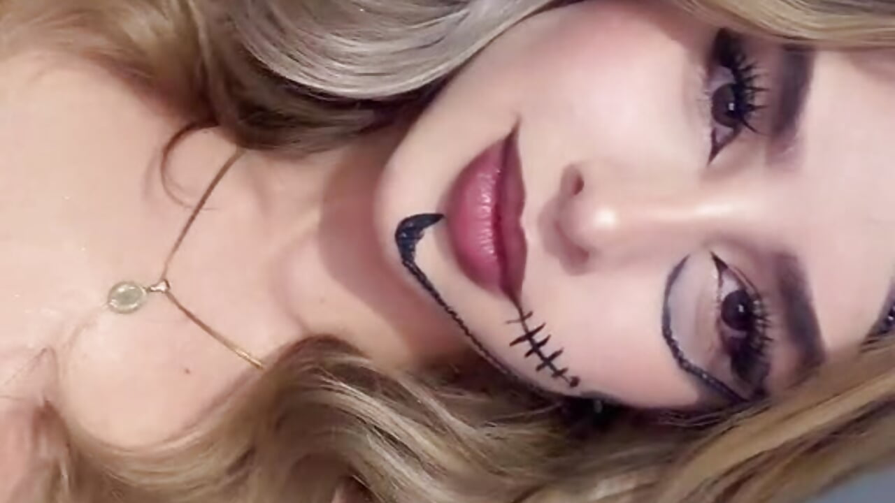 Halloween 🕷️ - video by Nallah_ cam model