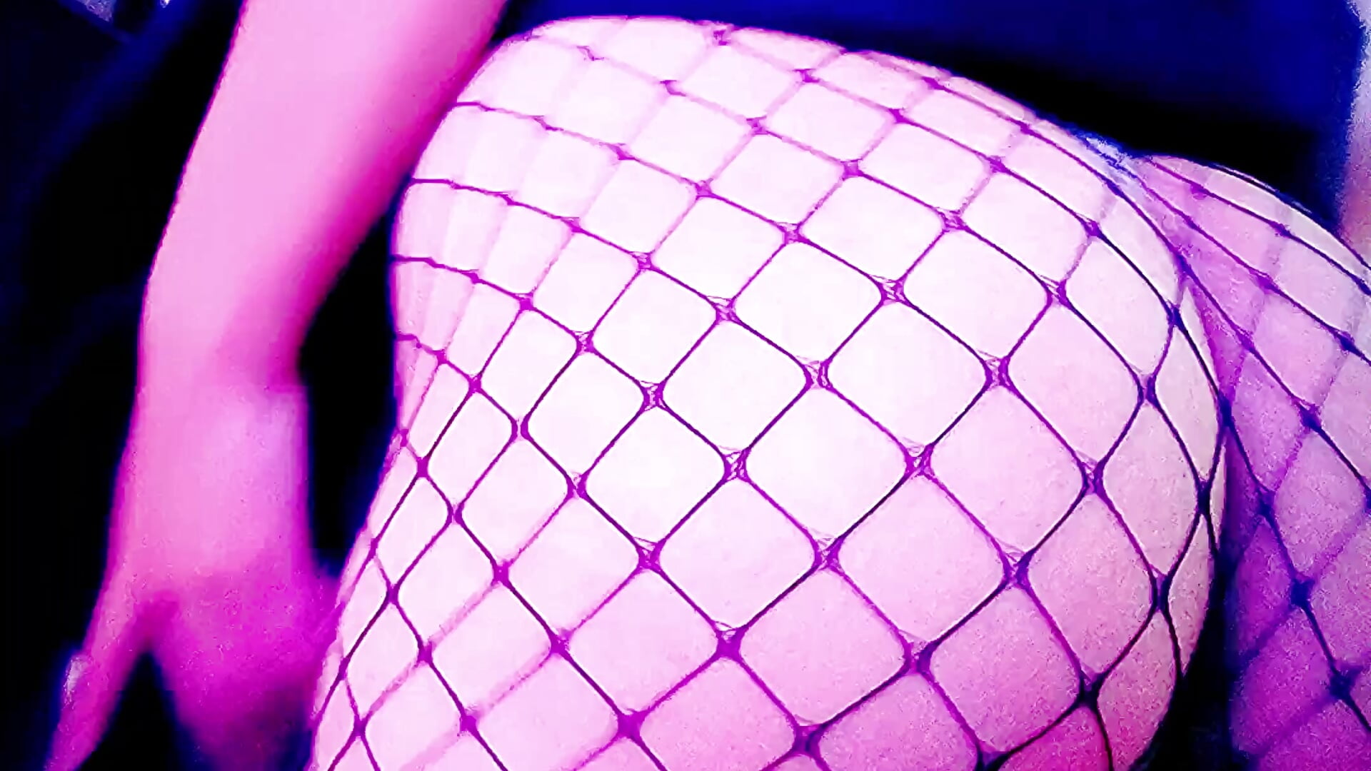 Opalo Fingers Ass in Skirt and Stockings - video av -BlueOpal- cam-modell