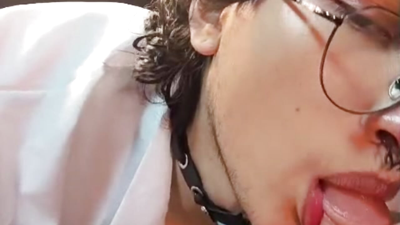 ° Do I Look Good While Sucking? °