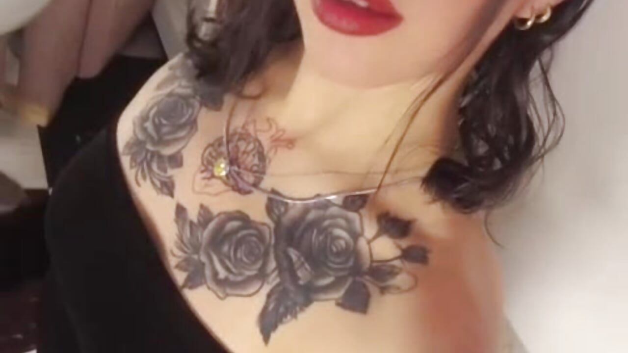 Lick My Lips Please - video by Candy_dim cam model