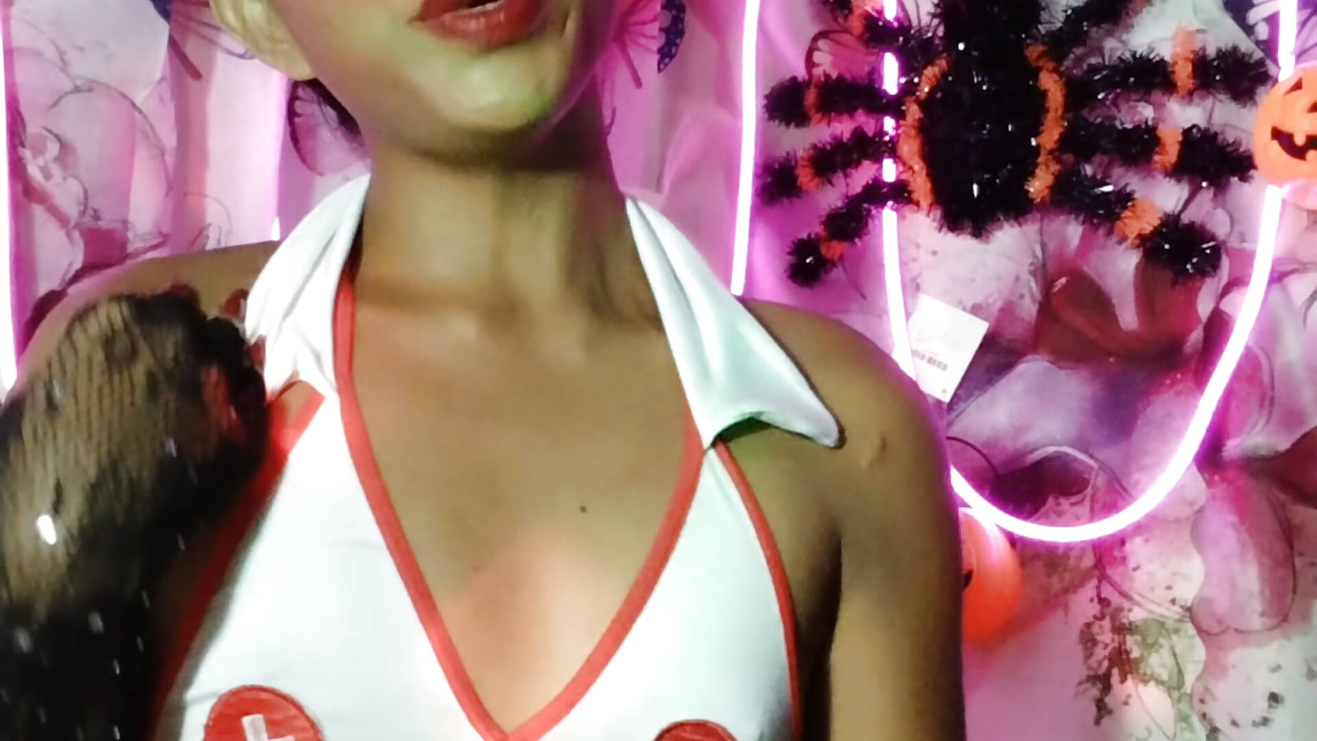 Morina_goddessxx888 kamerás modell  5625. kiemelt videója