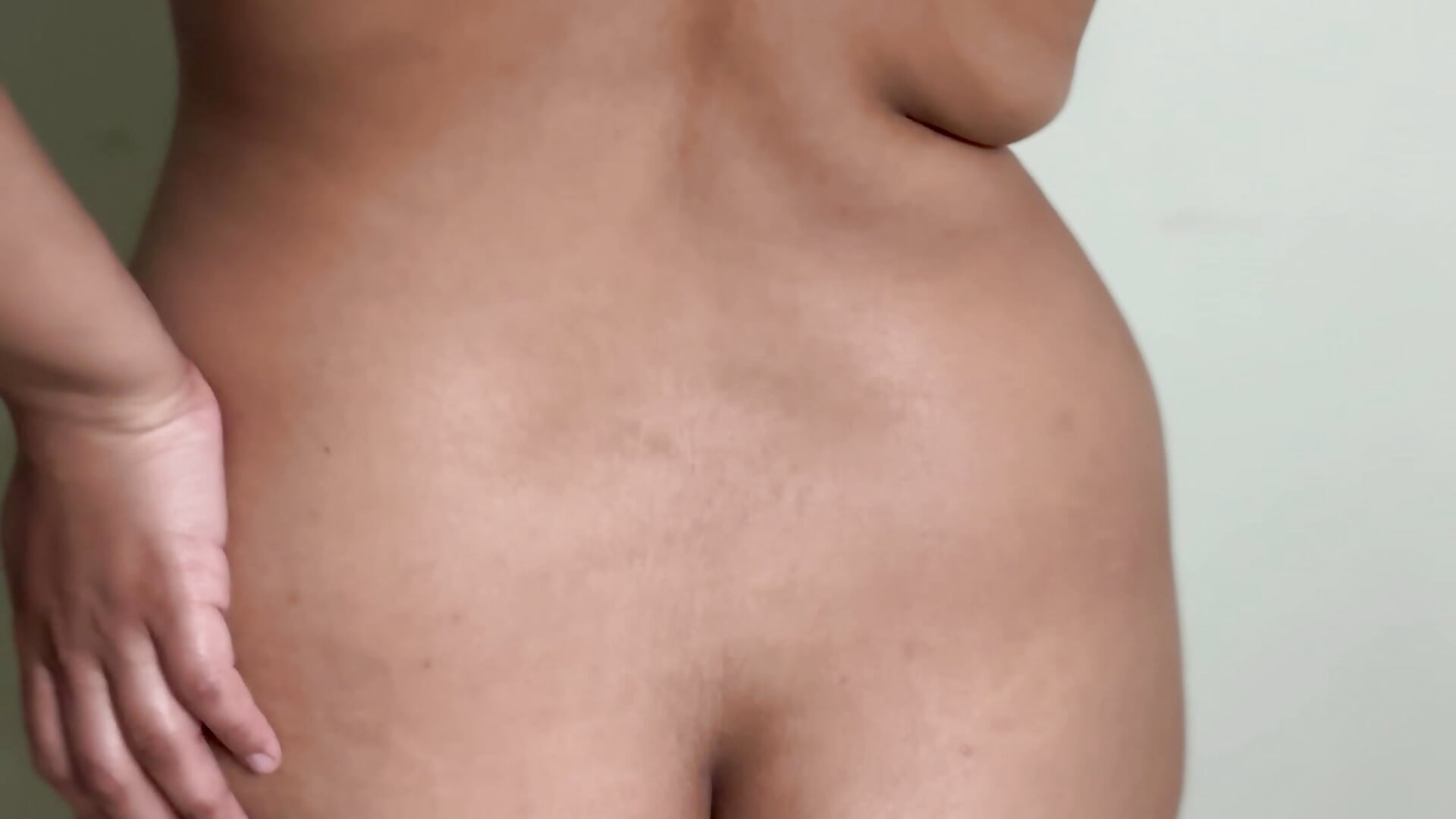 Full body show for my lovers - video by svnqueen cam model