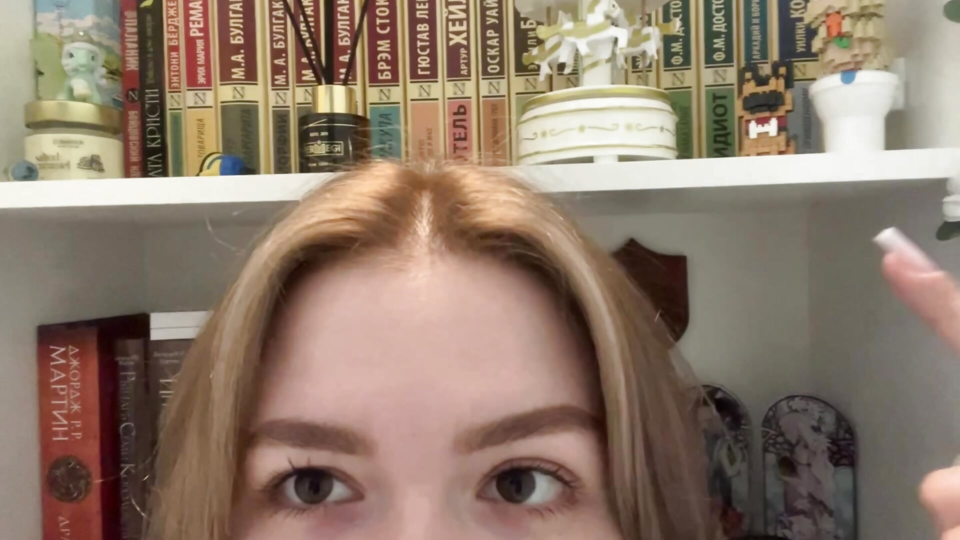 Books :) - video by HaleySun cam model