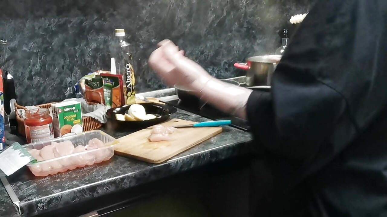 Cooking 1 - فيديو من Ayla_Hicks موديل الكام