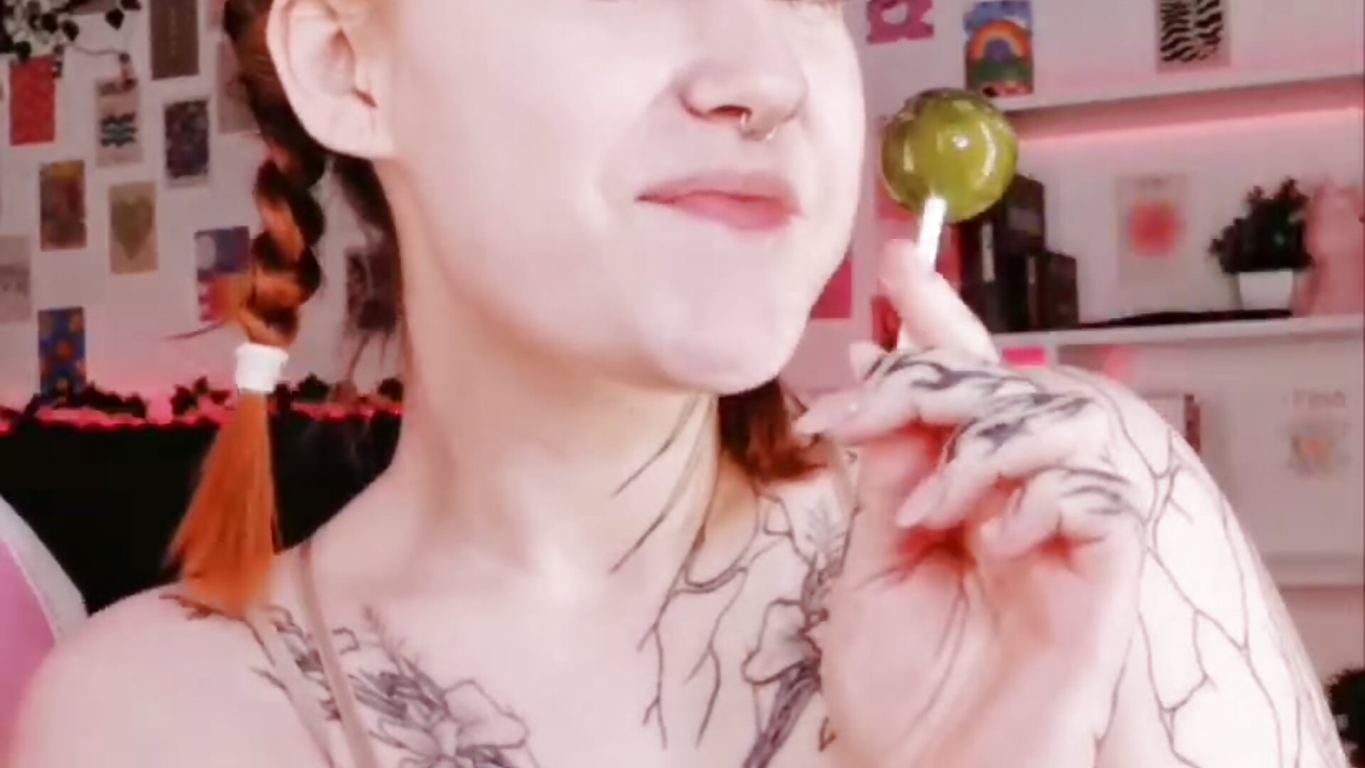 lollipop sucking - video by Ayla_Hicks cam model