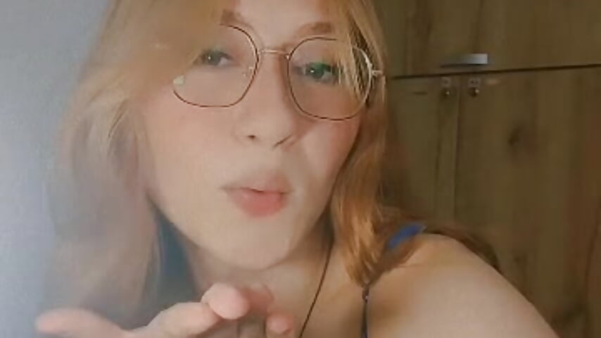 Welcome to 💜 - video by ChloeCampbell03 cam model