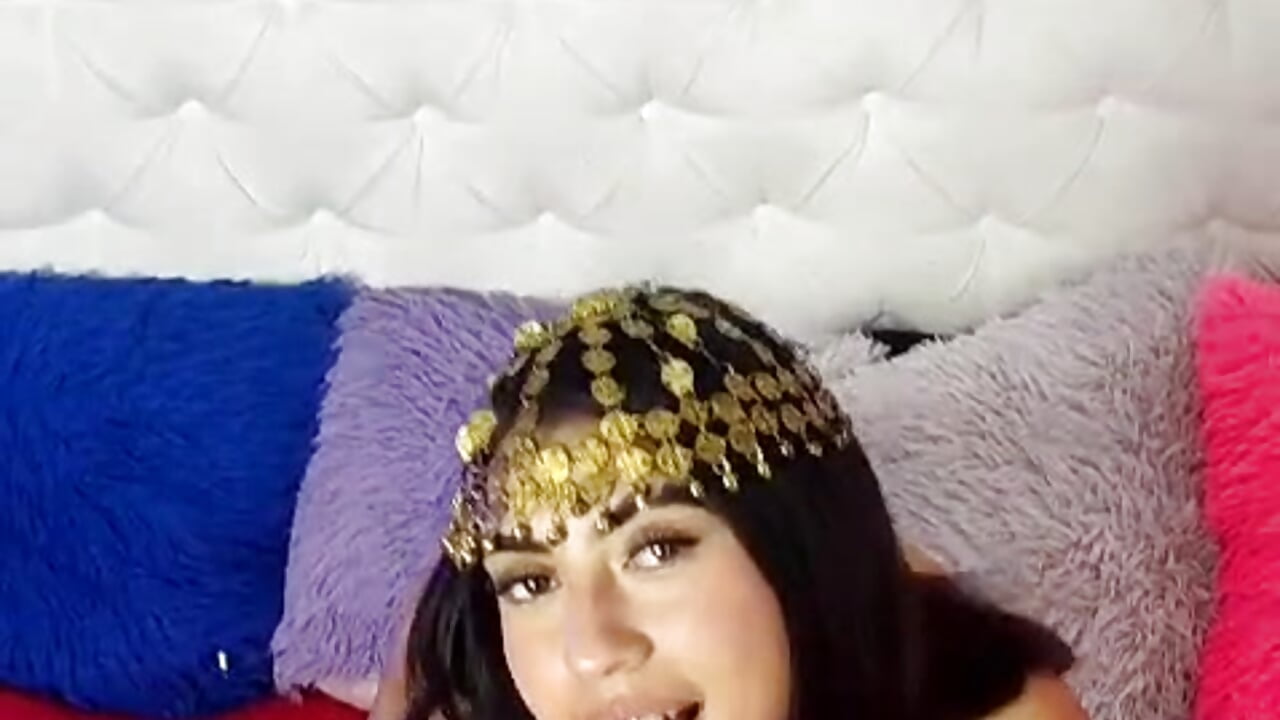 Intruption to my room - video by Jazmin_ph cam model