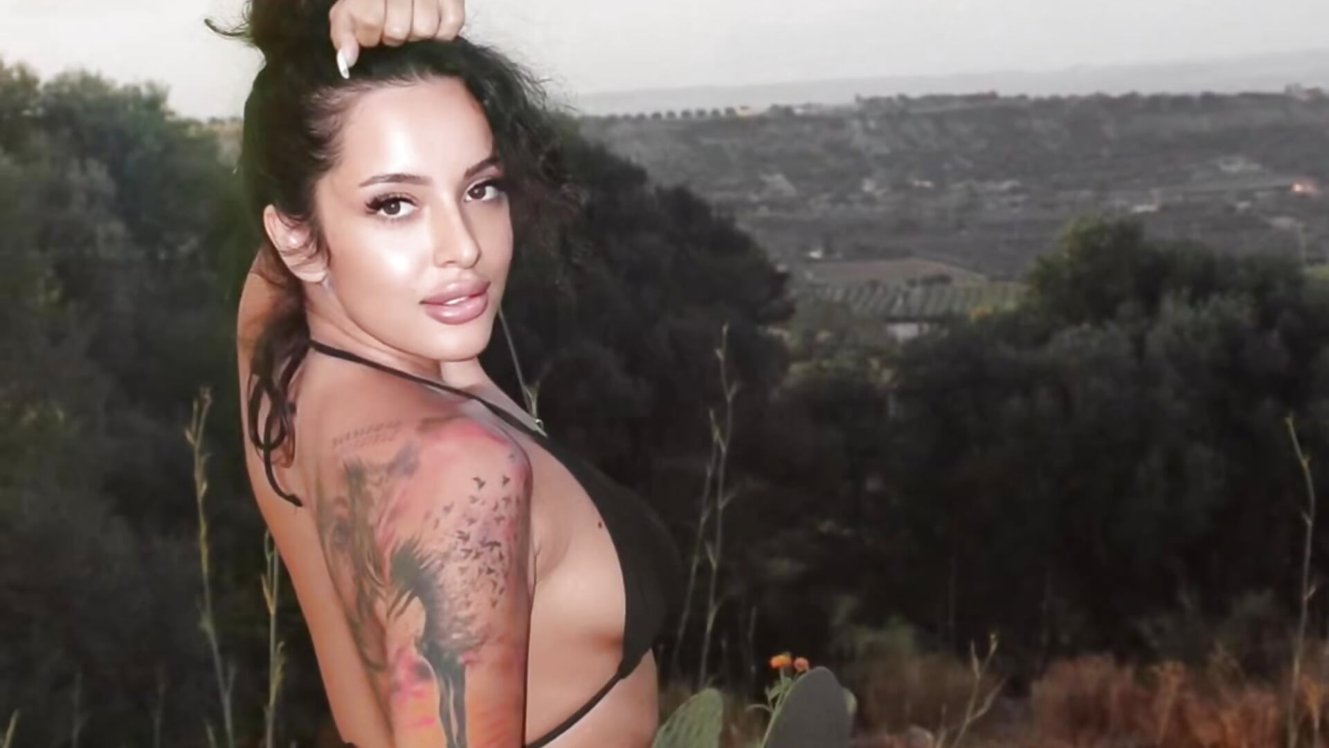 🦁 - فيديو من EvieeRosie موديل الكام